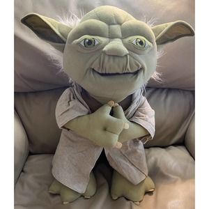 Star Wars Jedi Master Talking Yoda Plush 15" Tall Underground Toys Working